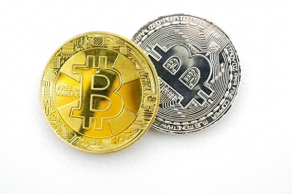 比特币减半前的震荡期：是陷阱还是天赐良机？